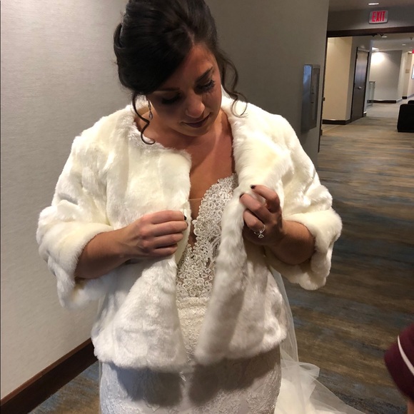 Ivory Fur Faux Jacket - Picture 5 of 6